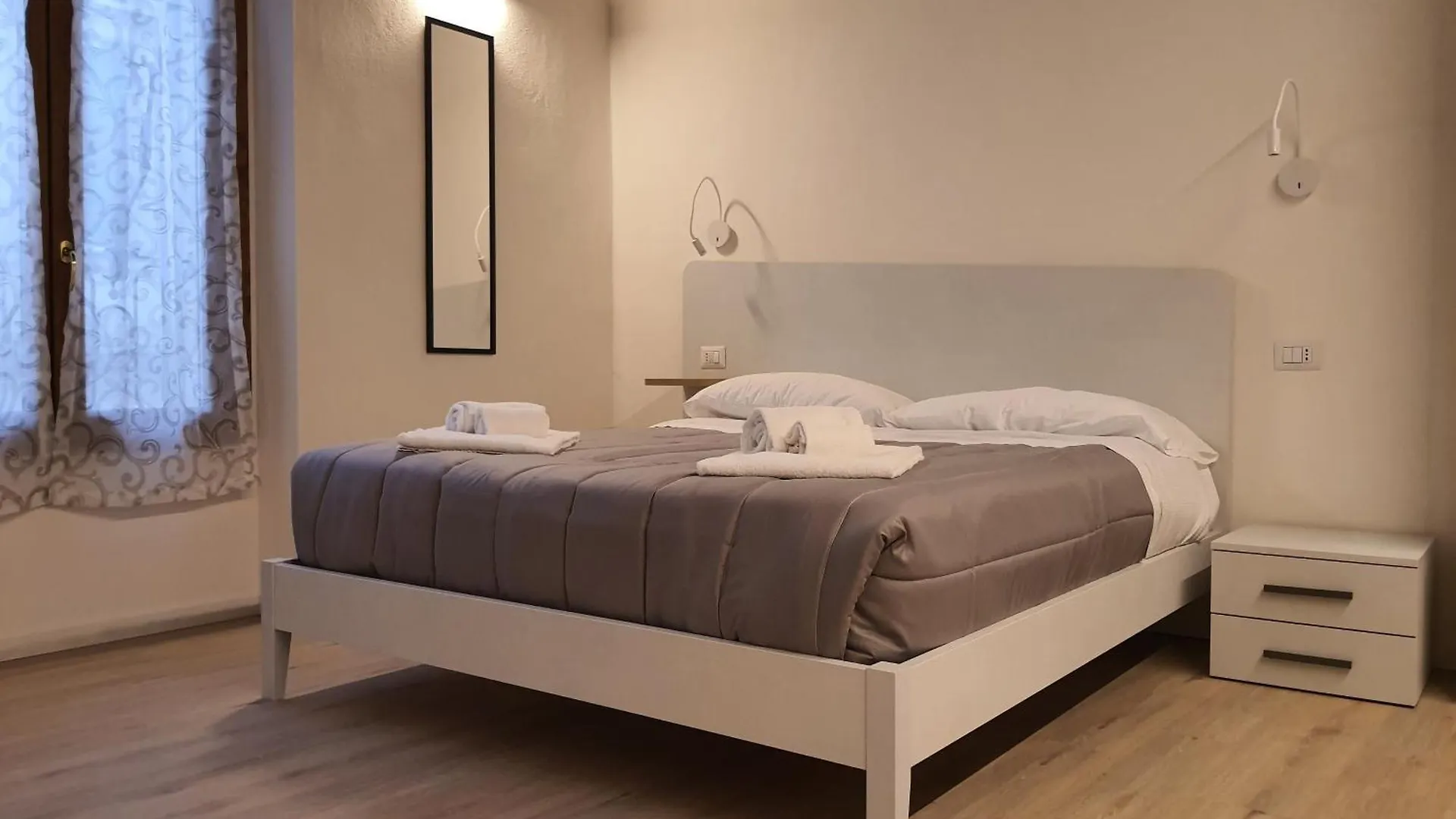 Residenza I Portici Apartment Castelleone Italy